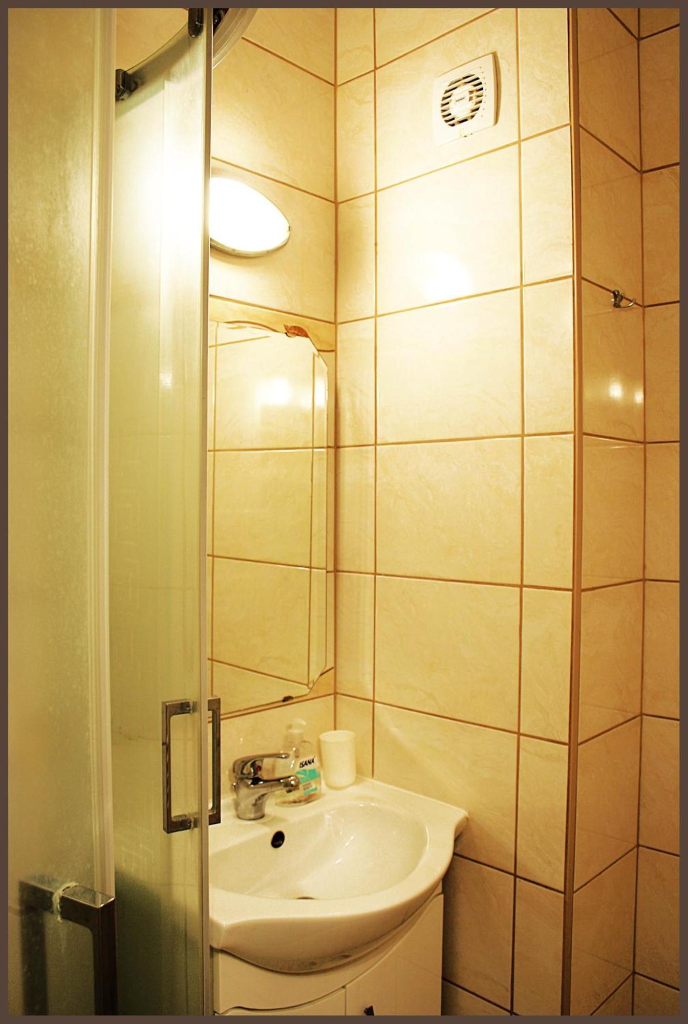 White & Quiet Apartment House Хевиз Экстерьер фото